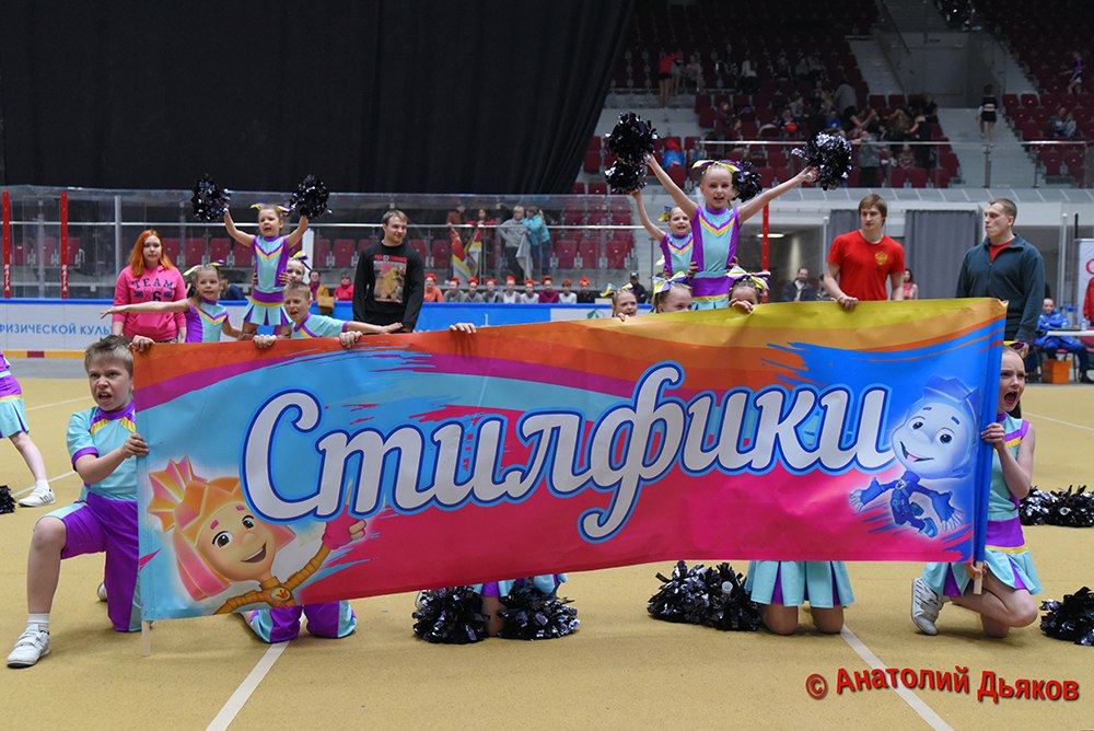 hsUUxUOAPik